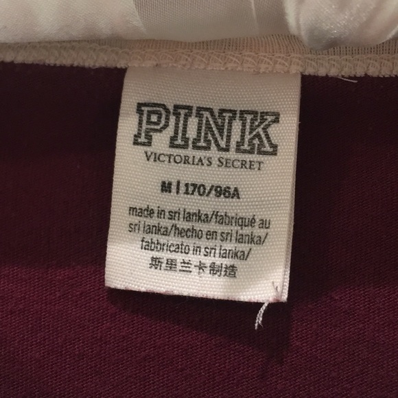 ✨medium VS PINK shortsleeve tee✨ - Picture 3 of 5